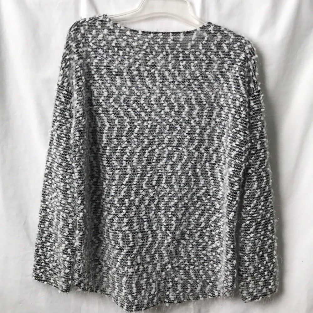 Sweater - Picture 2 of 4
